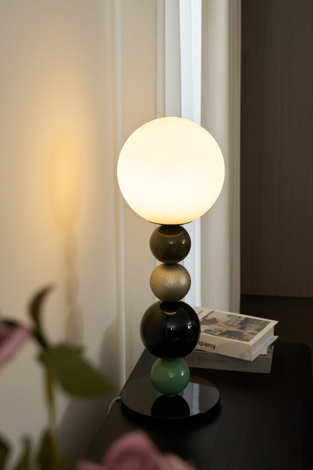 Orbital Balls Stacking Table Lamp