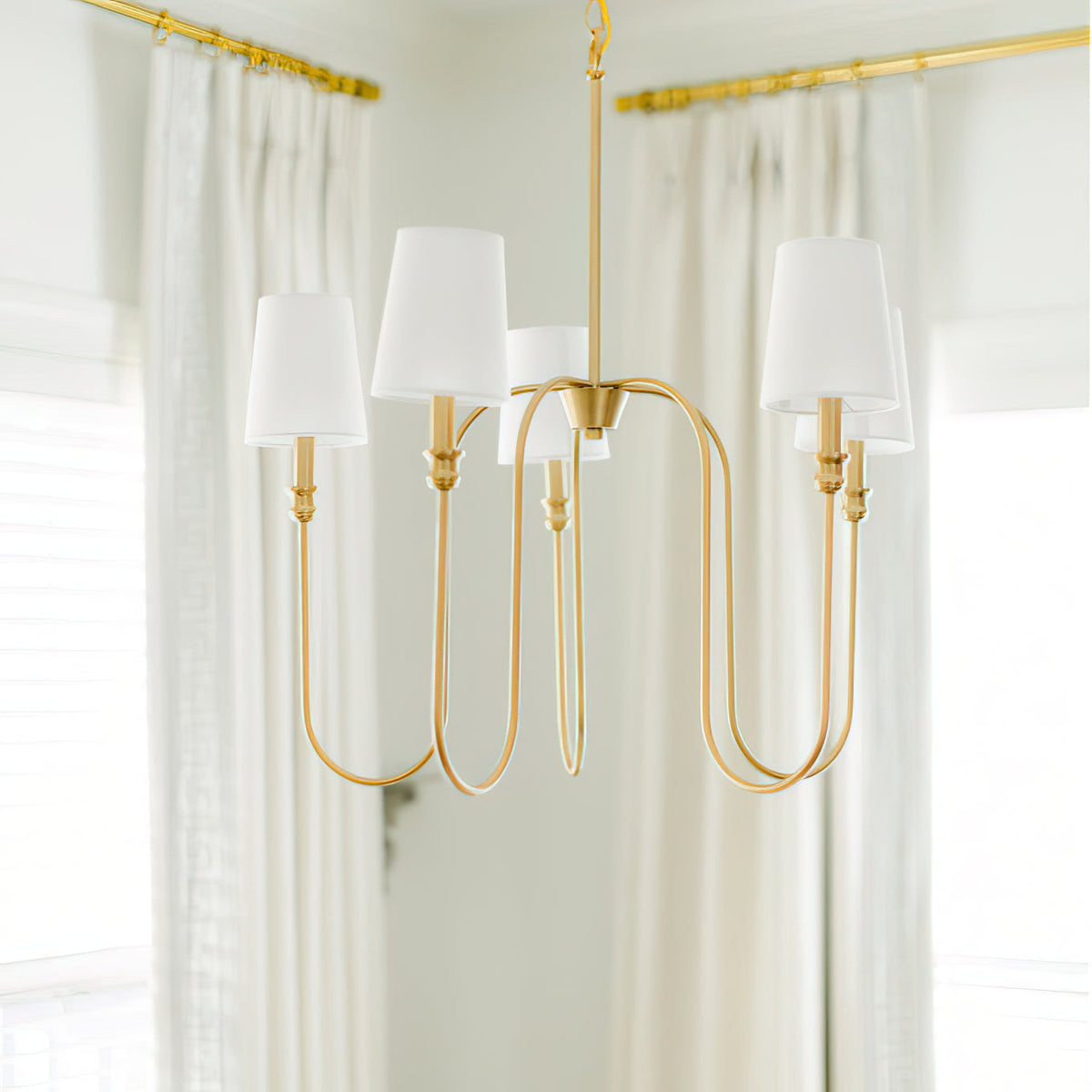 Rivelelle Chandelier
