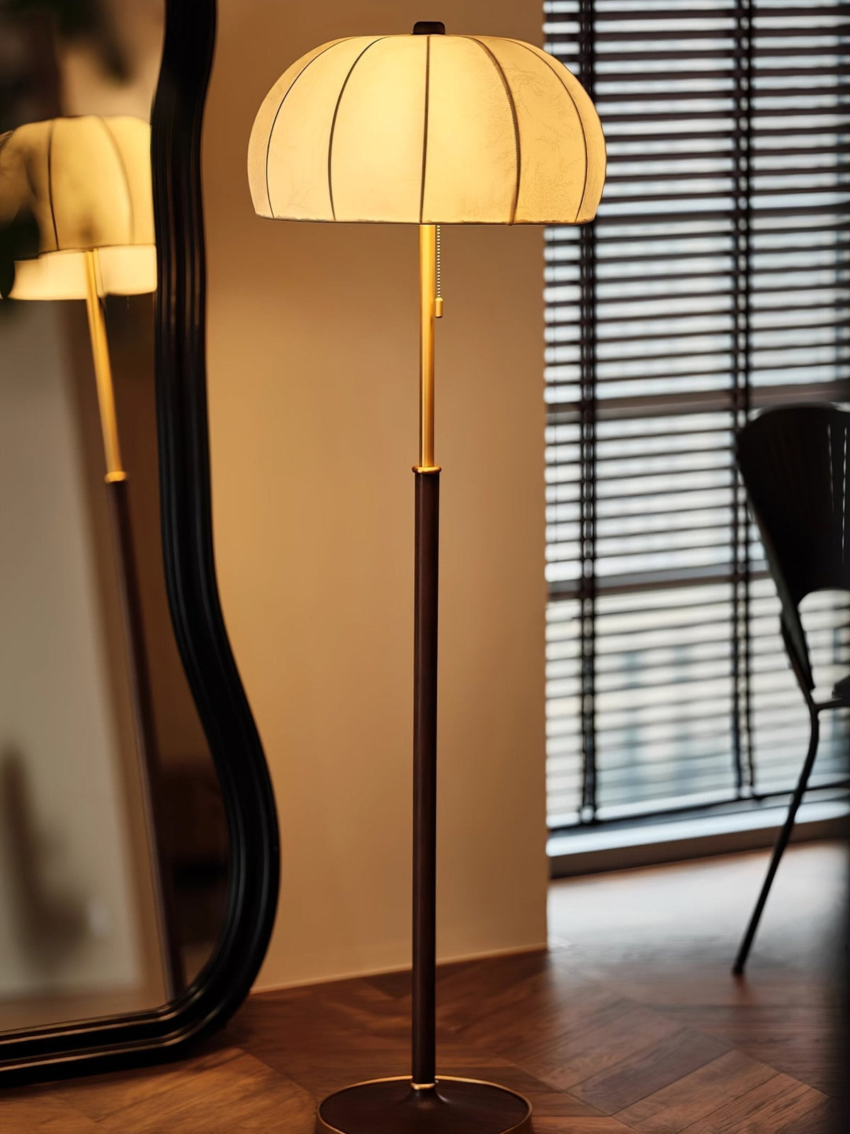 Cularo Fabric Wood Floor Lamp