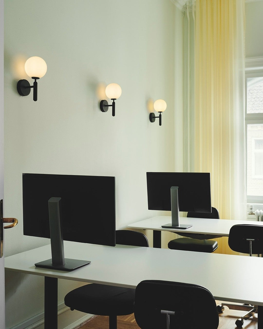 Ilirila Modern Minimalist Brass Glass Wall Light