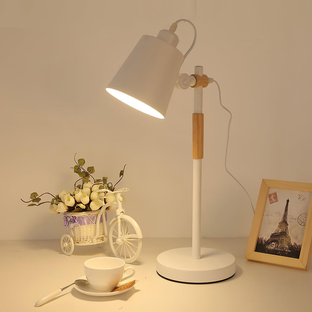 Addyson Minimalist Table Lamp