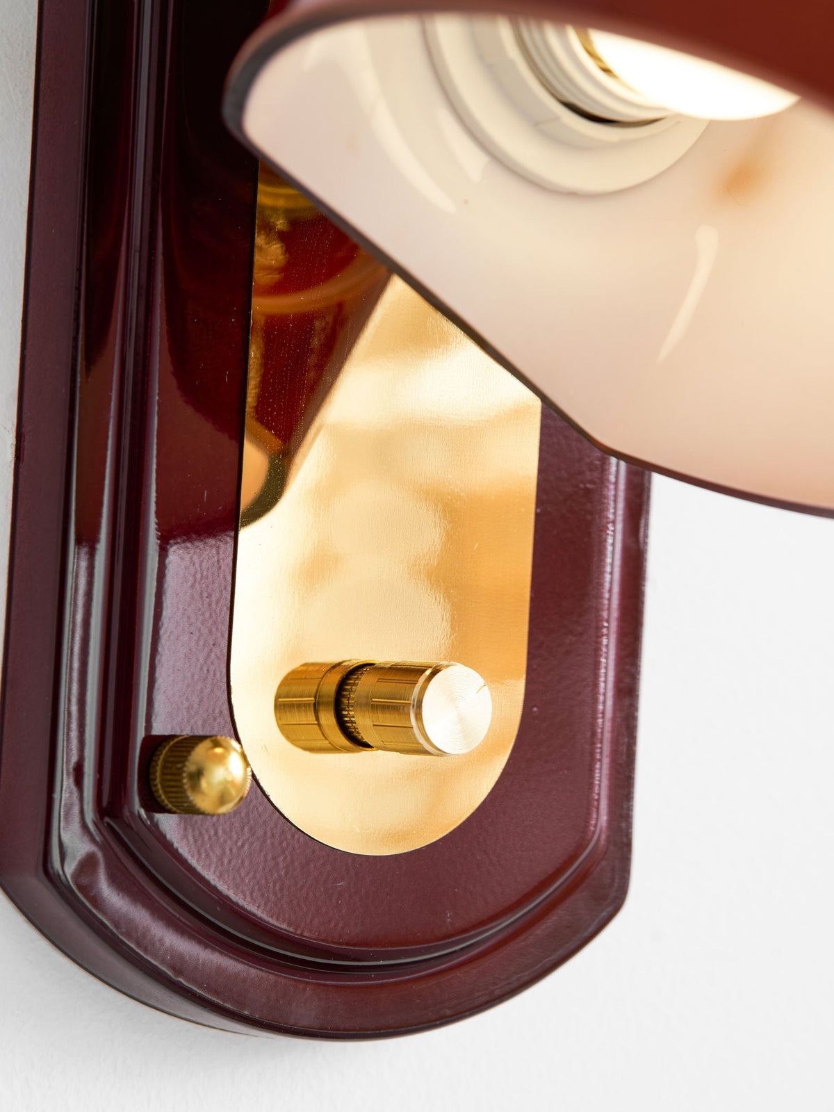 Nolia Dome Indoor Wall Light