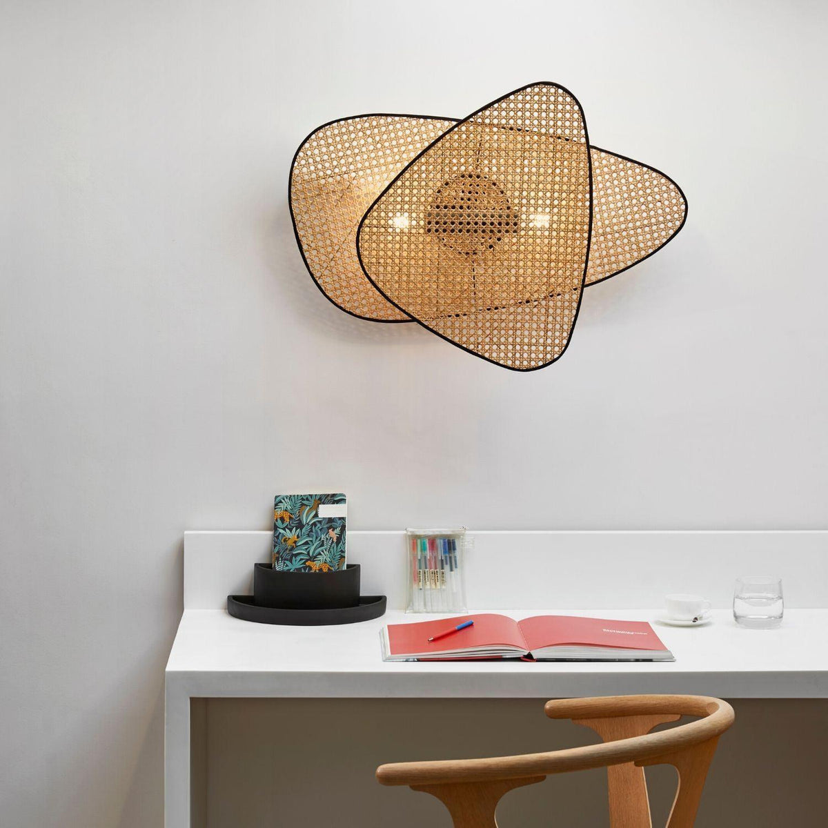 Caneira Art Natural Cannage Bamboo Sconce Wall lamp