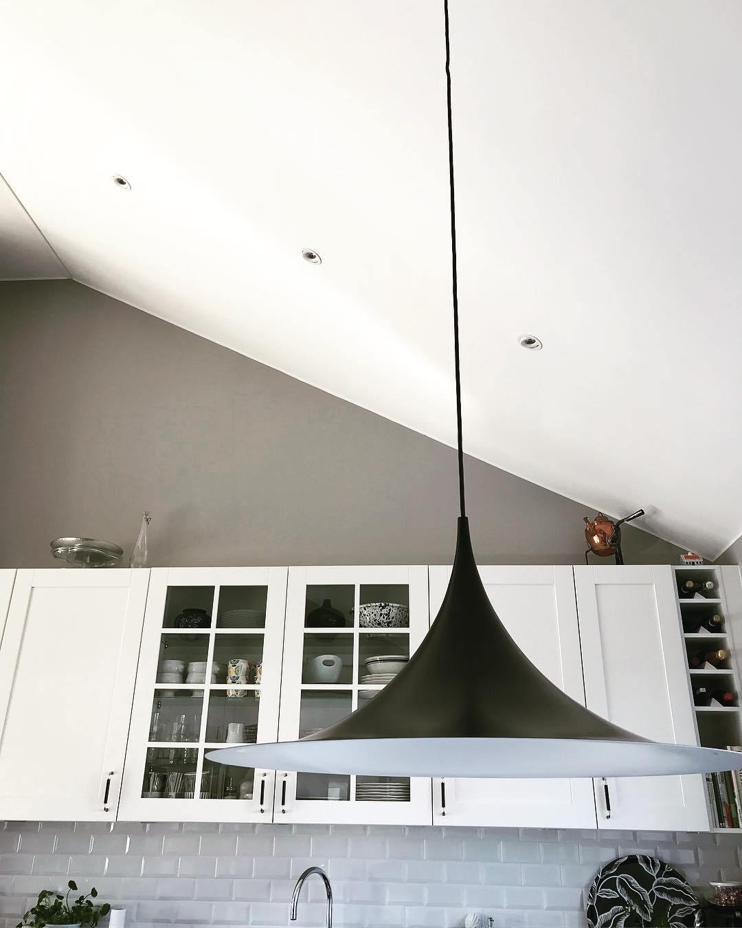 Lioreina Swag Pendant Light
