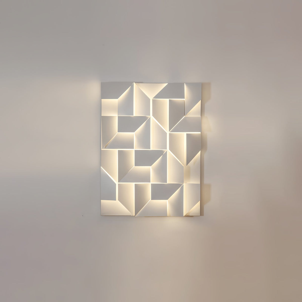 Wynor Shadows Grand Sconce Wall Lamp