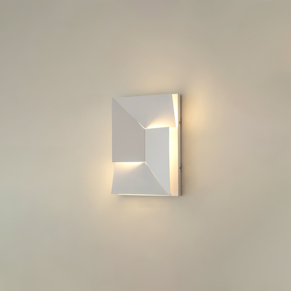Deloza Shadows Rechargeable Grand Sconce Wall lamp