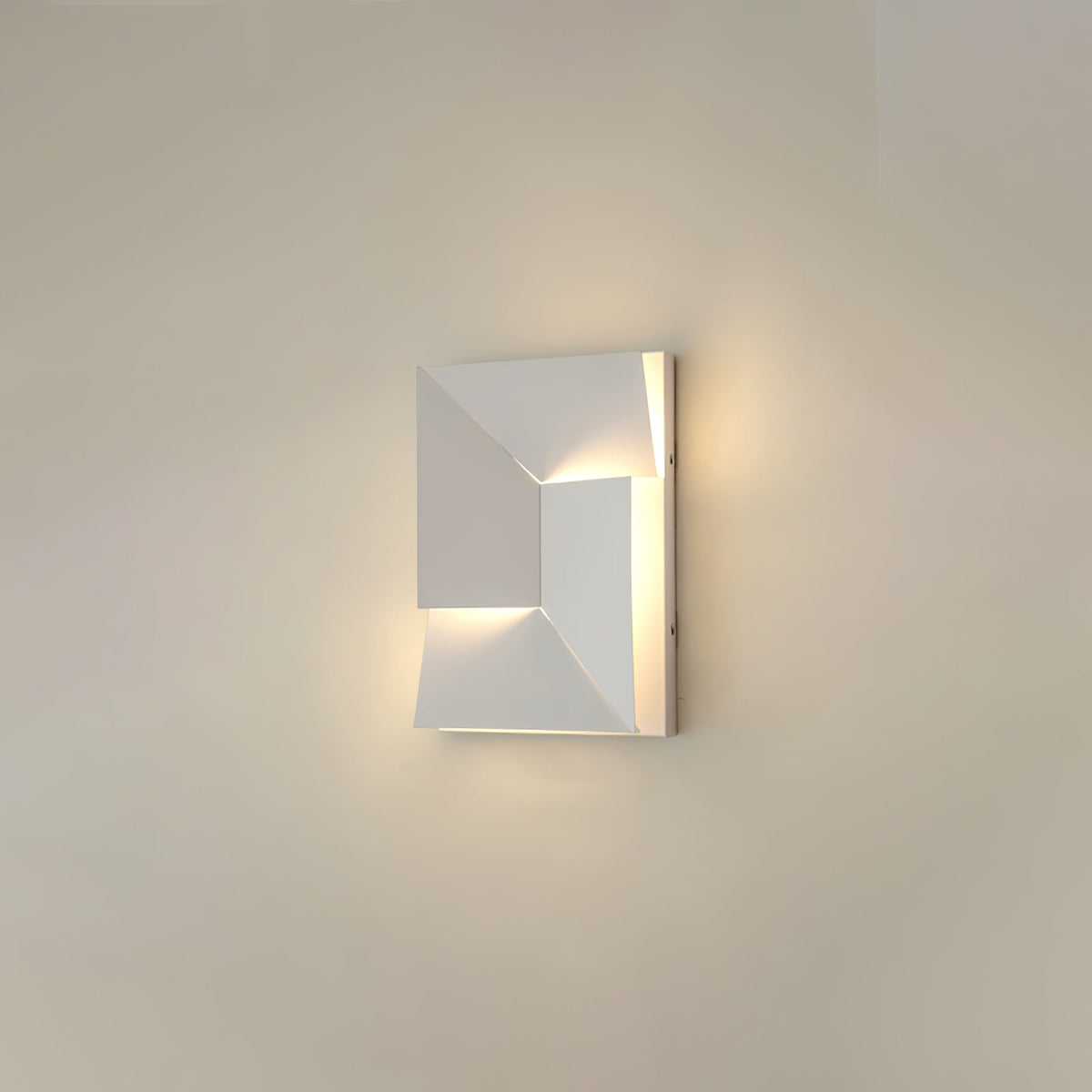 Deloza Shadows Rechargeable Grand Sconce Wall lamp