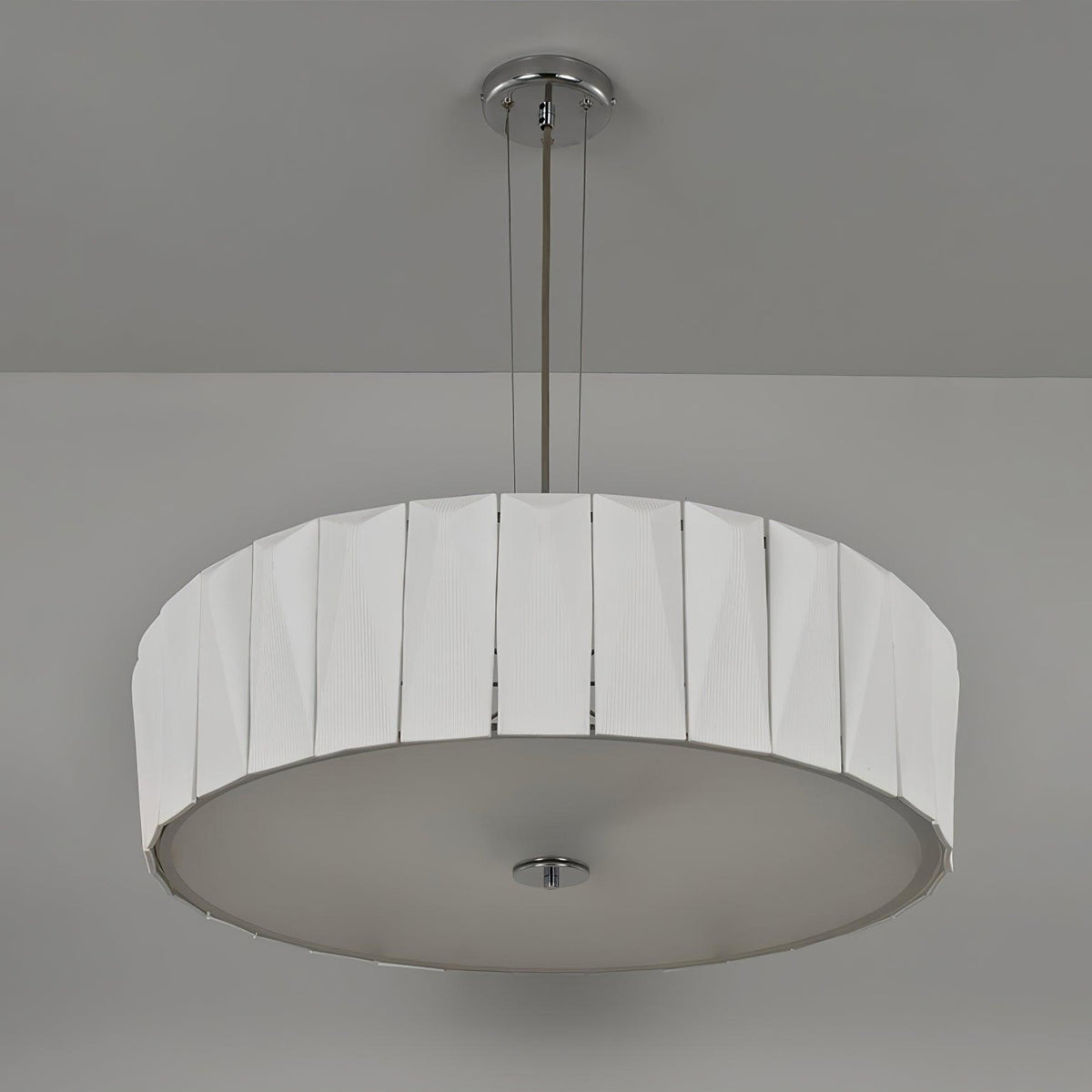 Vaeliora Ribbed Ceramic Pendant Light