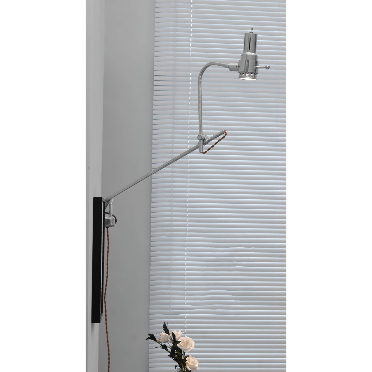 Viraiira Wall Lamp