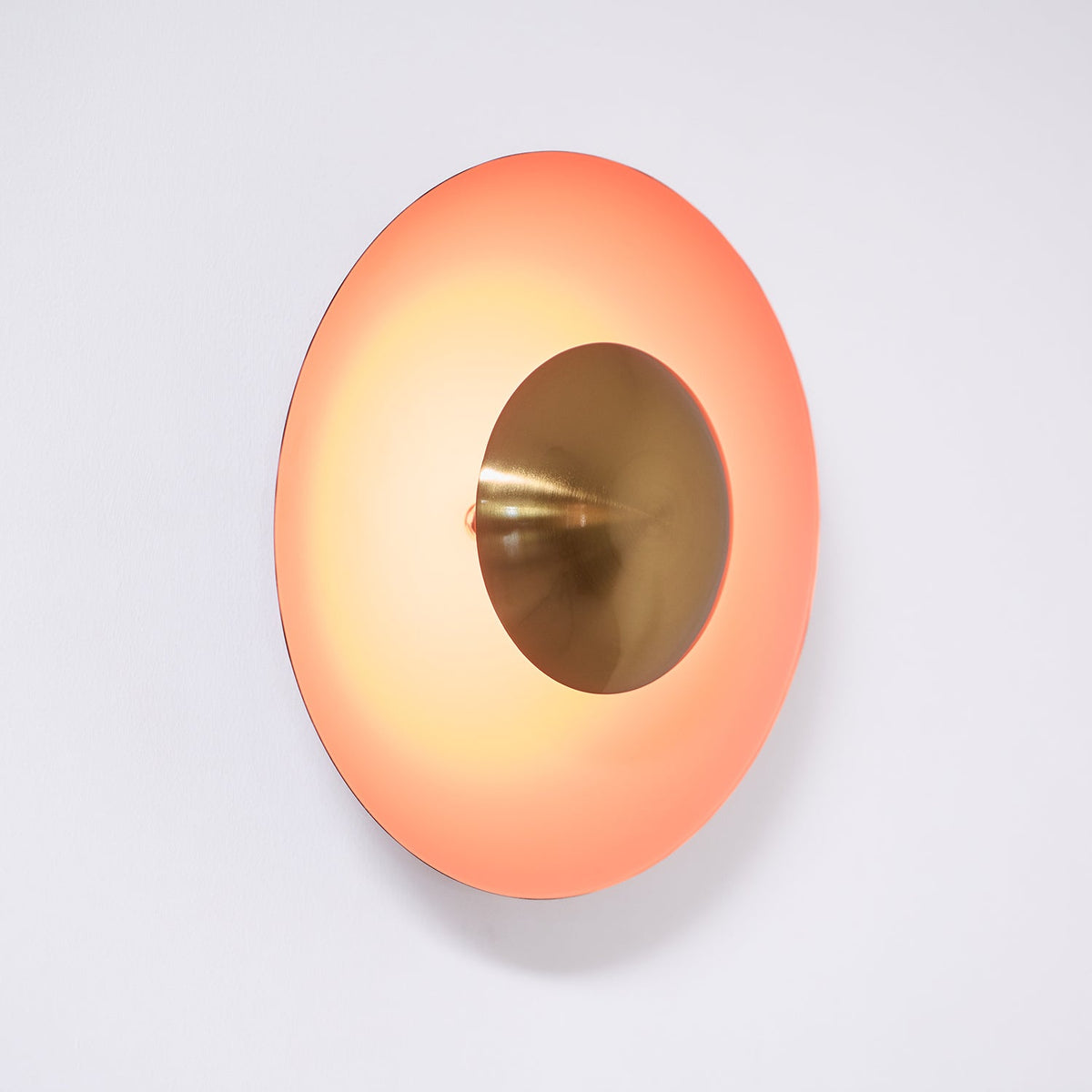 Erlirora Simplicity Glow Plug-in Wall Light