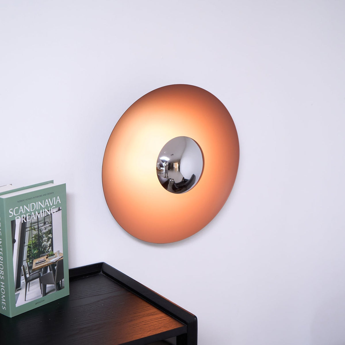 Erlirora Simplicity Glow Plug-in Wall Light