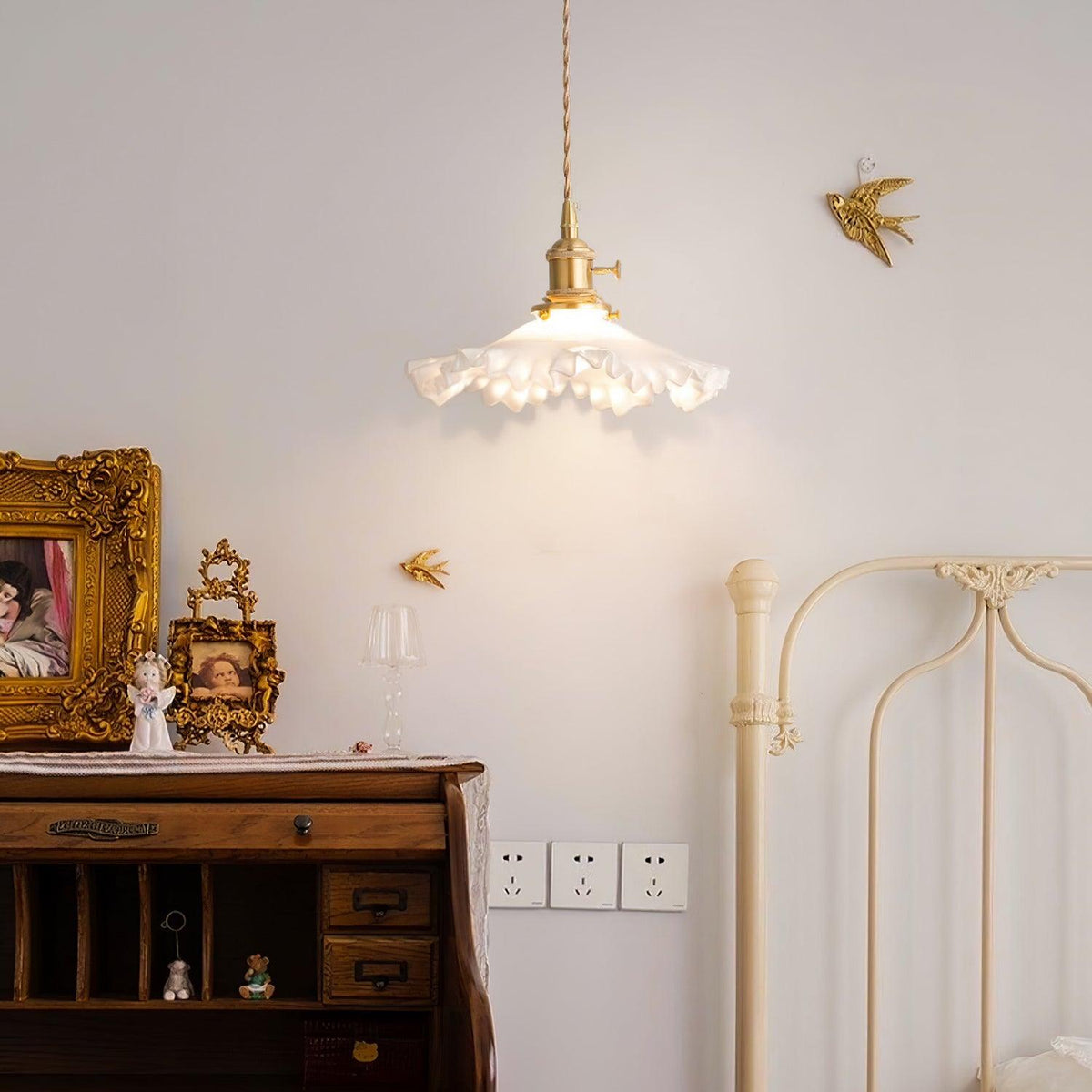 Mace Luxury Glass Pendant Light