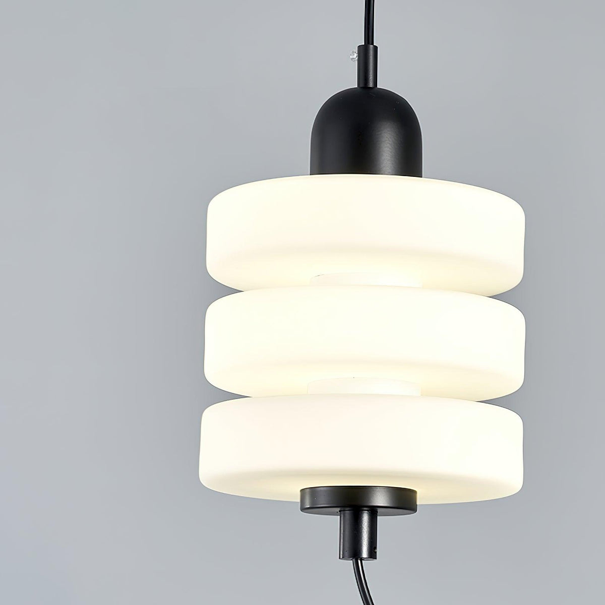 Veyr Modern Glass Pendant Lamp