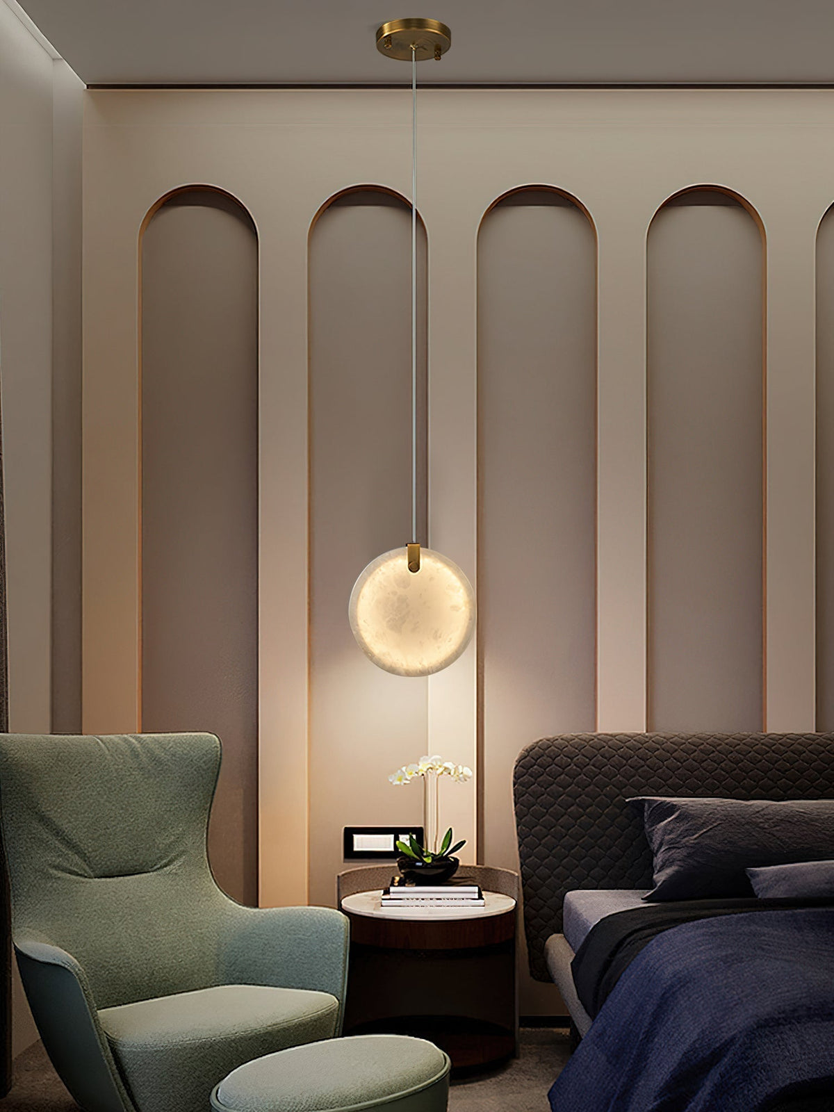 Nivaine Alabaster Pendant Light