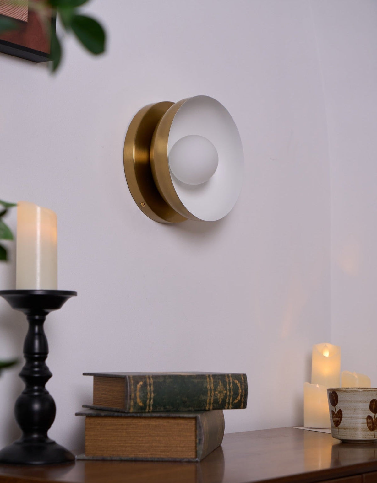 Eirearia Modern Minimalist Solar Eclipse Brass Glass Wall Light