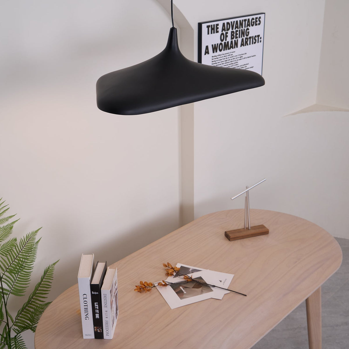 Noctis Soleil Noir Pendant Lamp