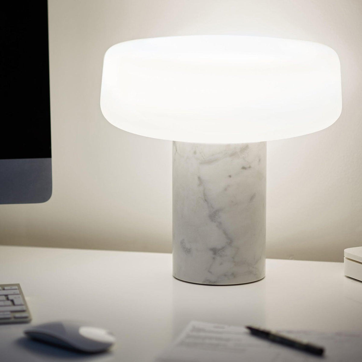 Erinilil Marble Base Table Lamp