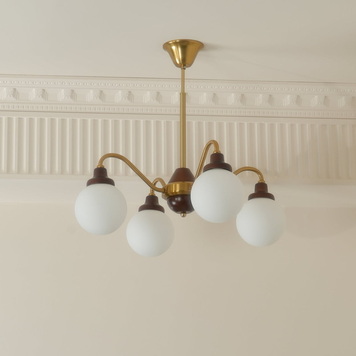 Lioranora Fashion Glass Chandelier