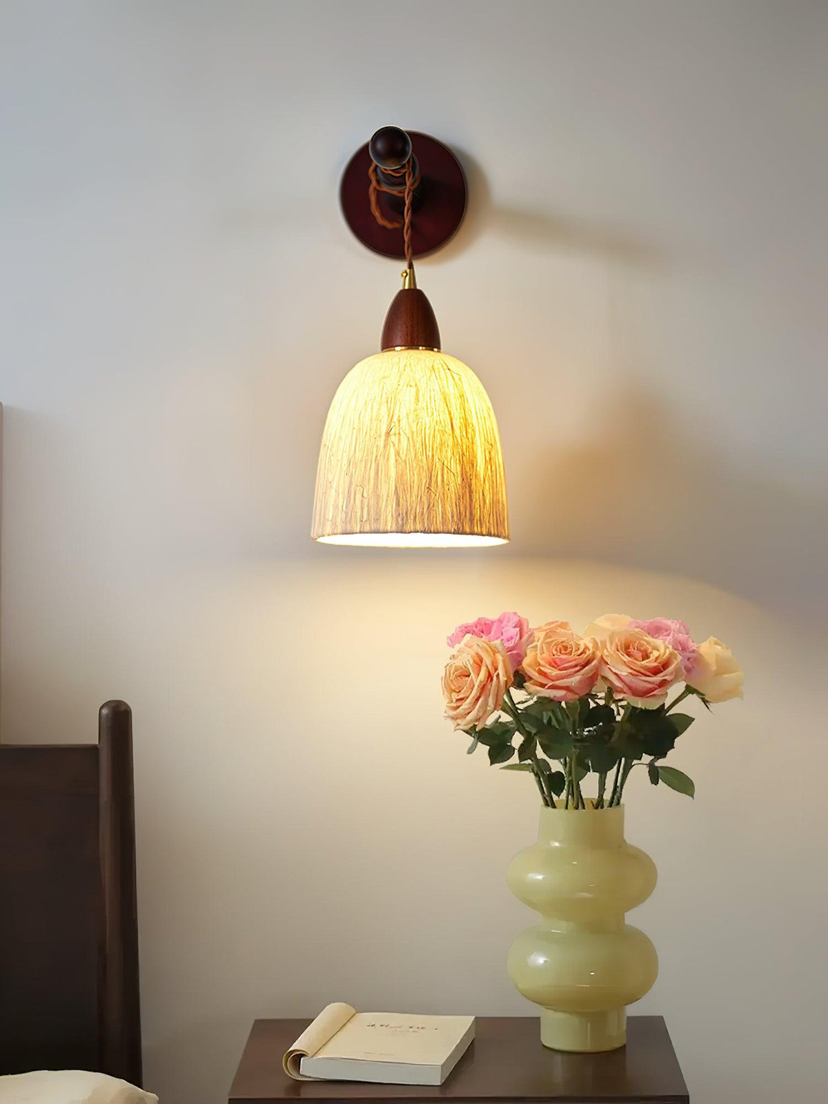 Vitheos Elegance Natural Walnut Wood Wall Lamp