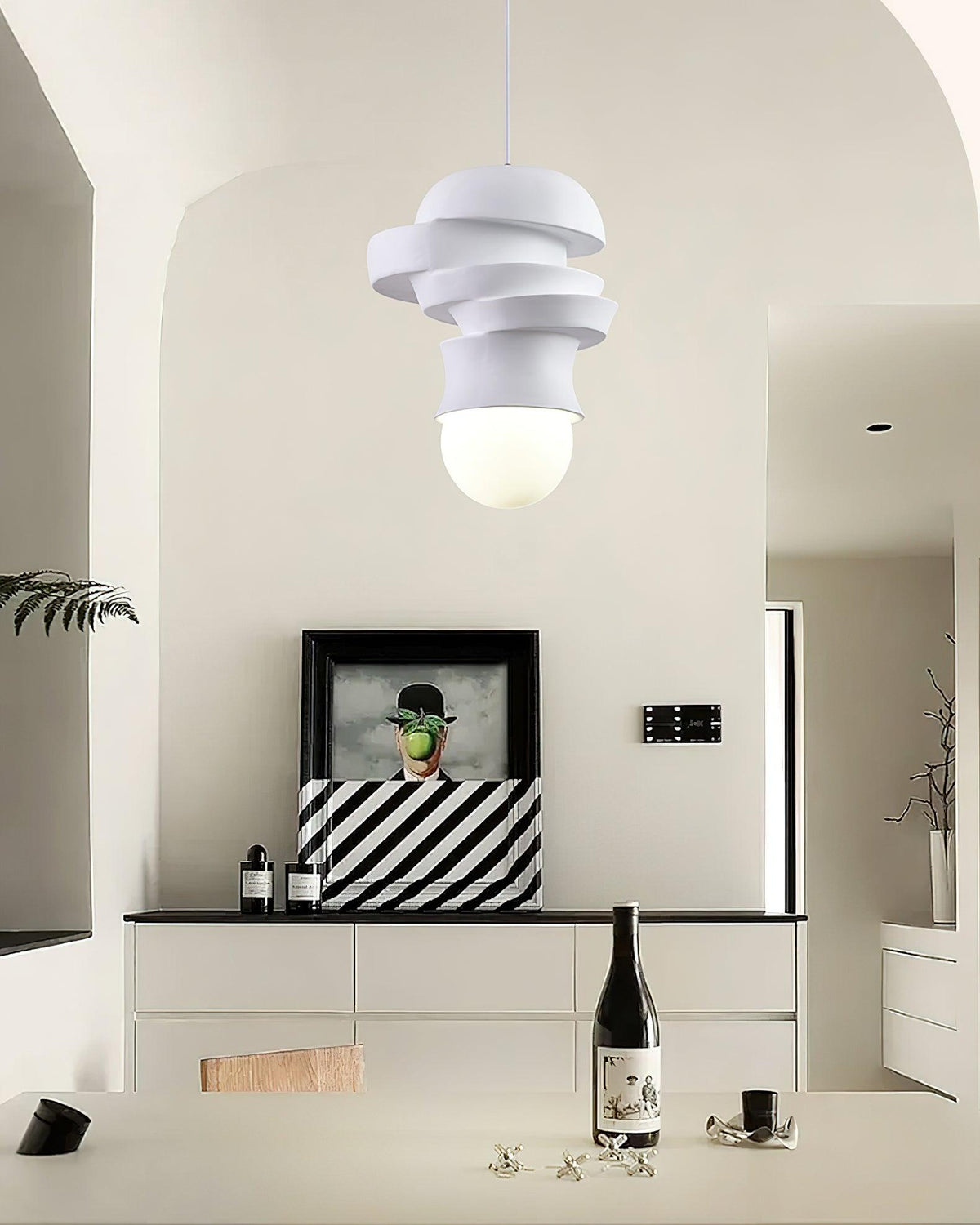 Tyev Individual Creativity Resin Glass Pendant Lamp