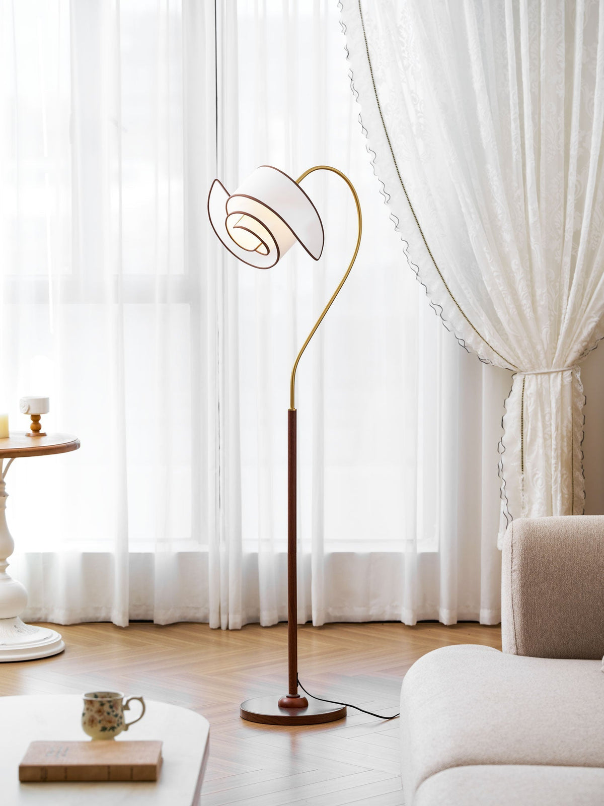 Hasol Curved Neck Floor Lamp