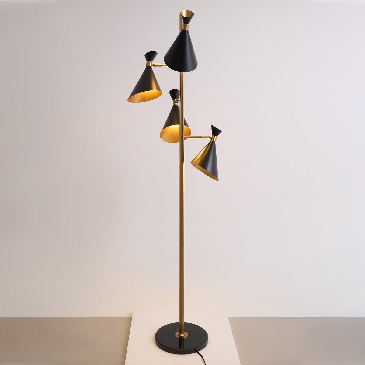 Solineria Gold & Black Marble Floor Lamp