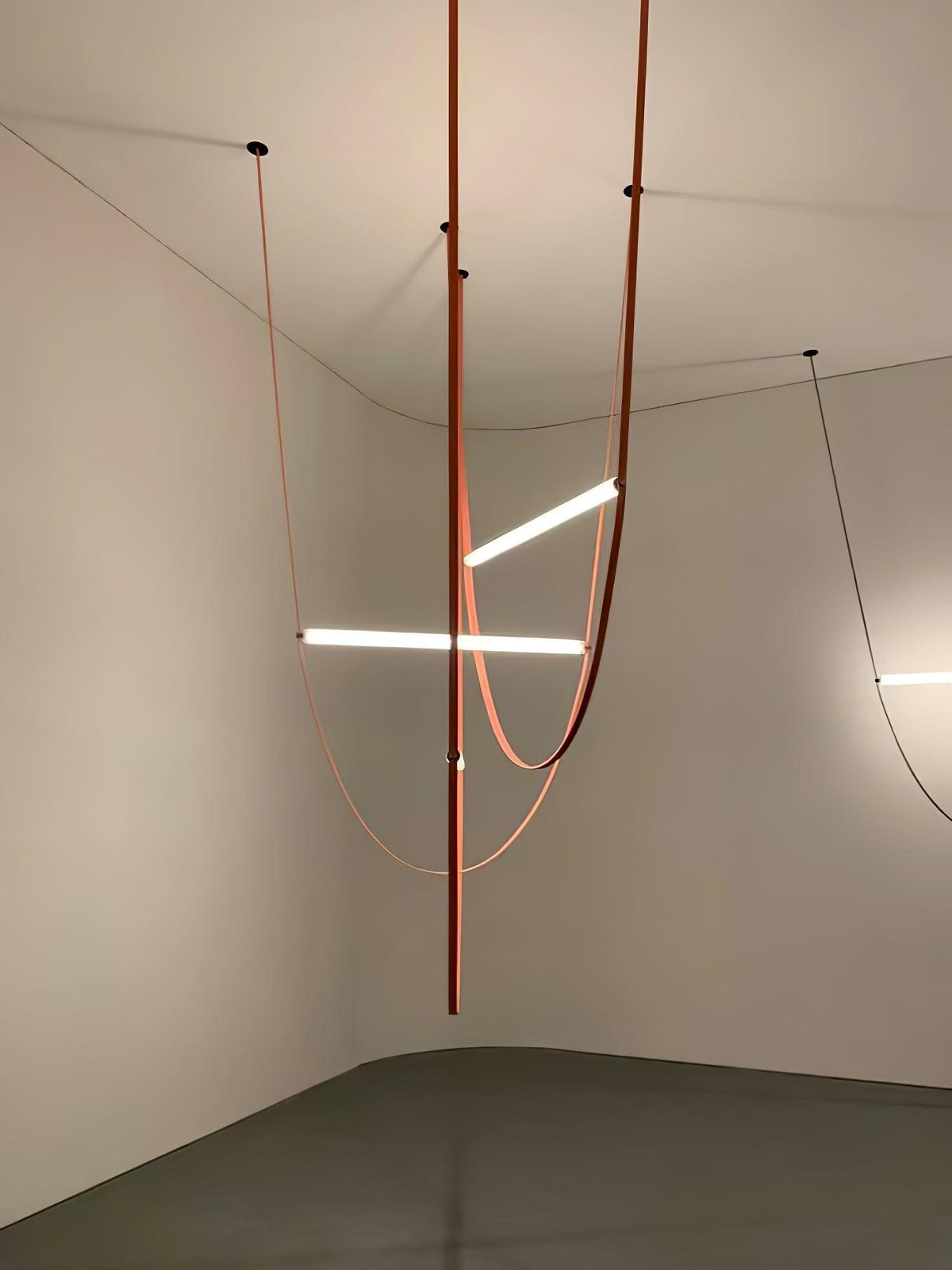 Romilly Pendant Lamp Tracer Belt