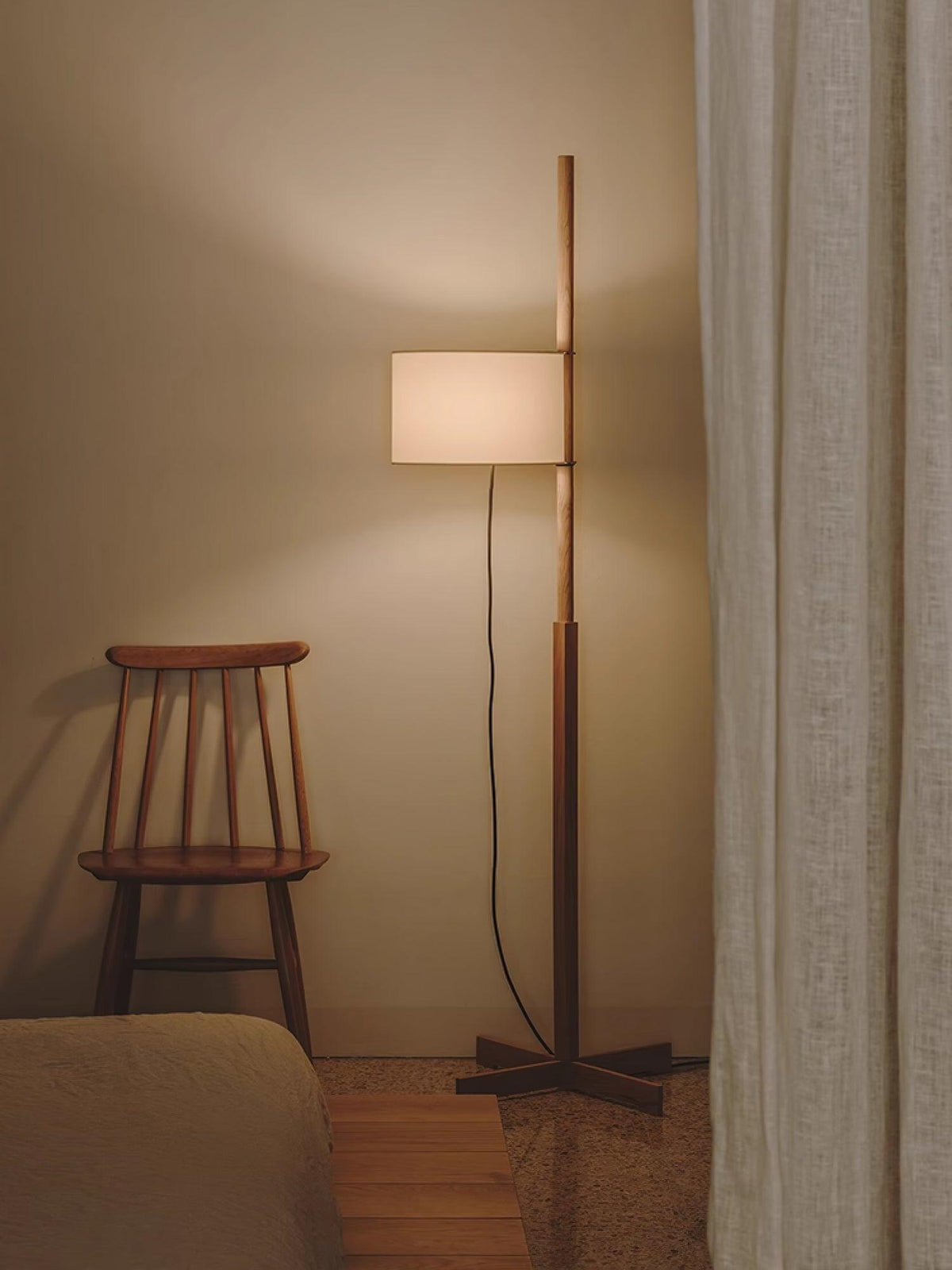 Vindis Wood Fabric Floor Lamp