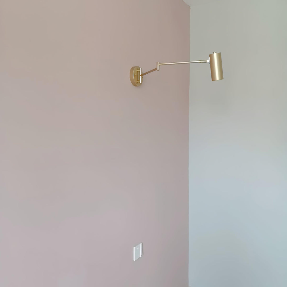 Nedox Arm Indoor Wall Light