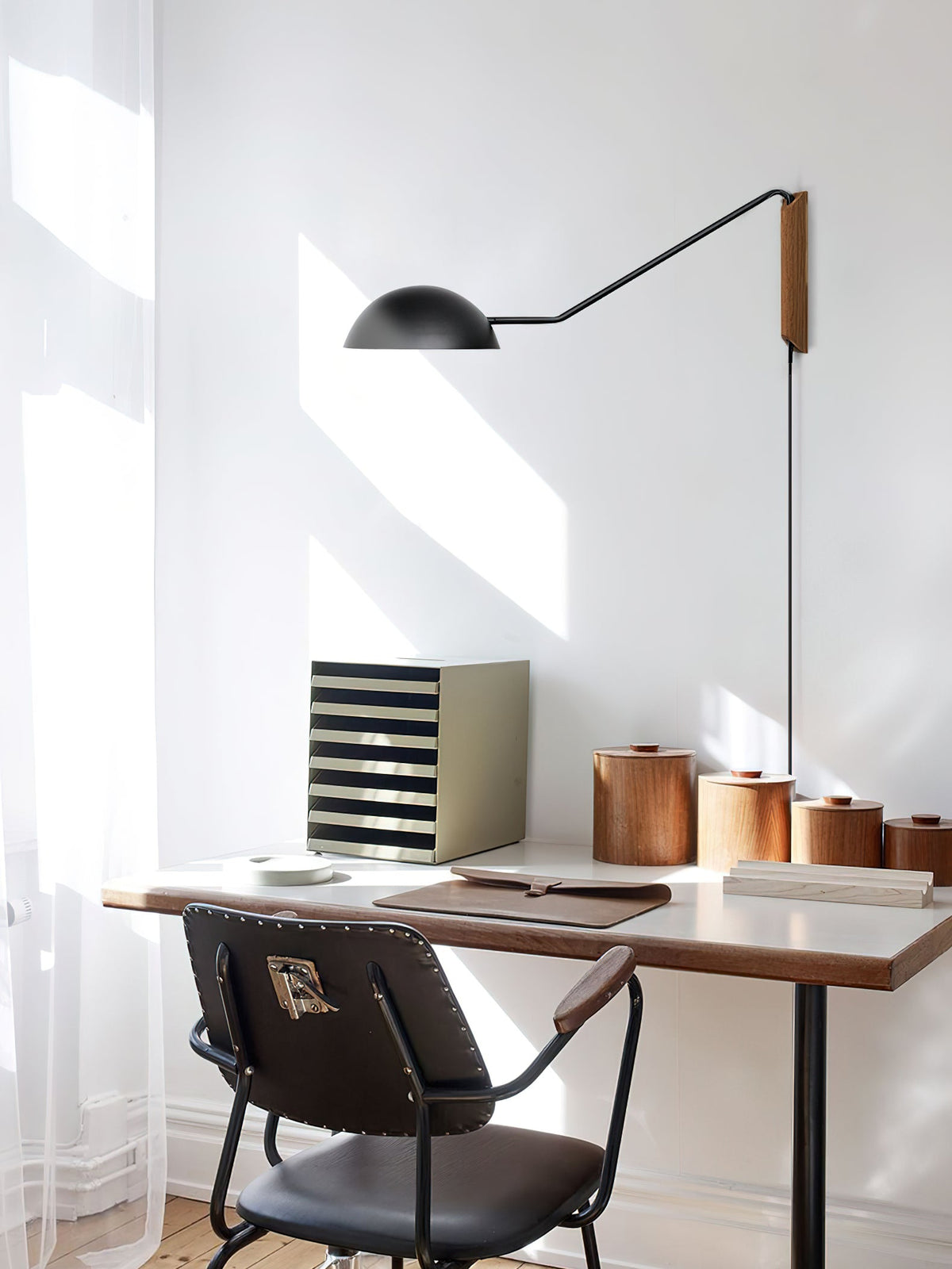 Hafia Dome Indoor Wall Light