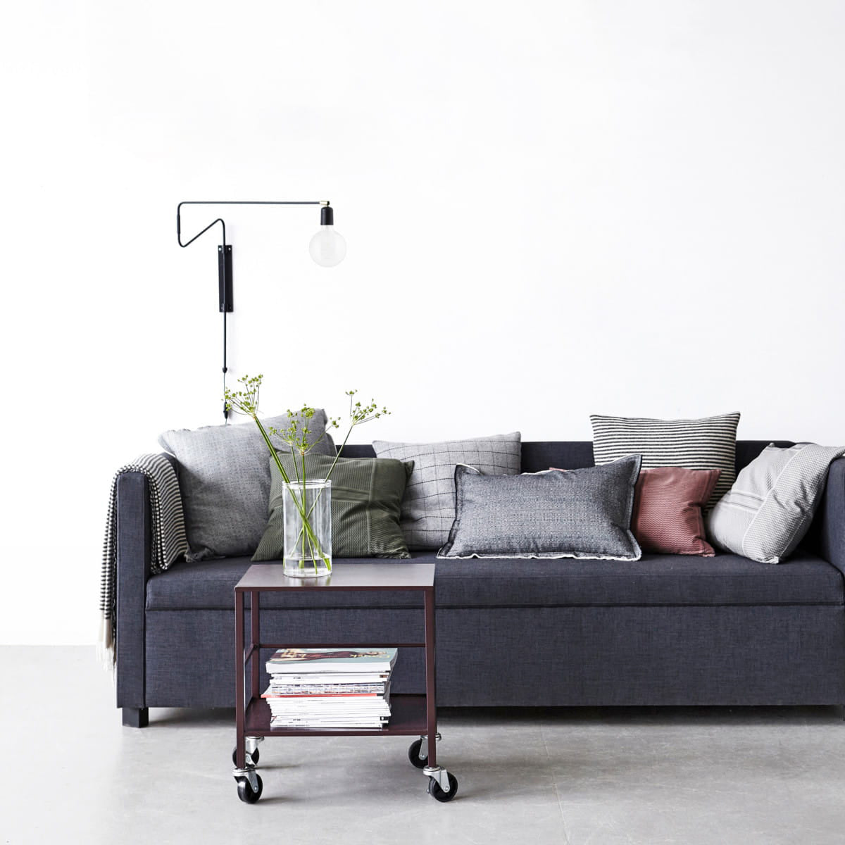 Elsoreth Modern Minimalist Swing Wall Lamp