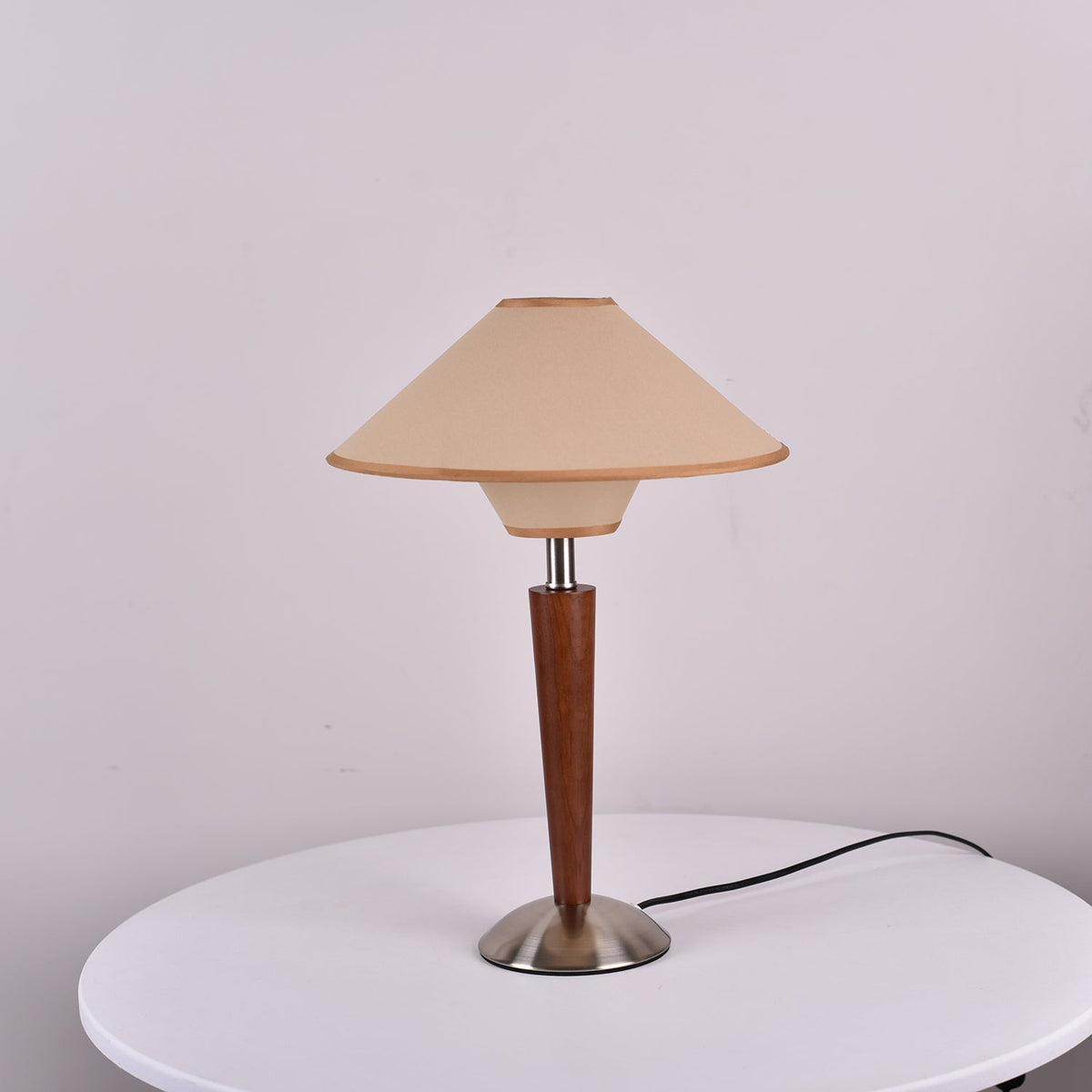 Vido Wood Table Lamp