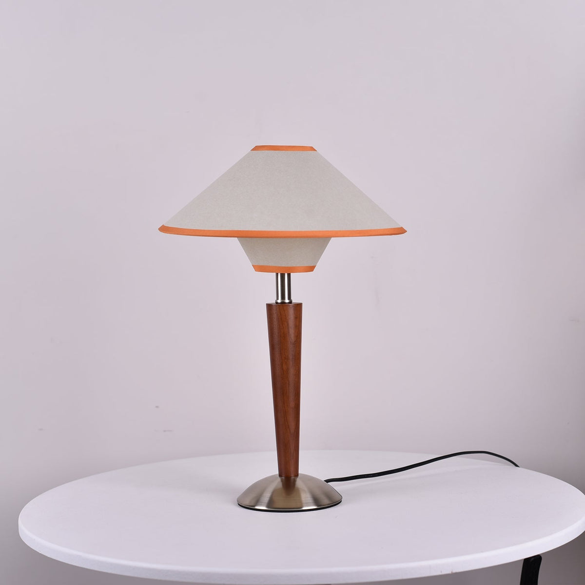 Vido Wood Table Lamp