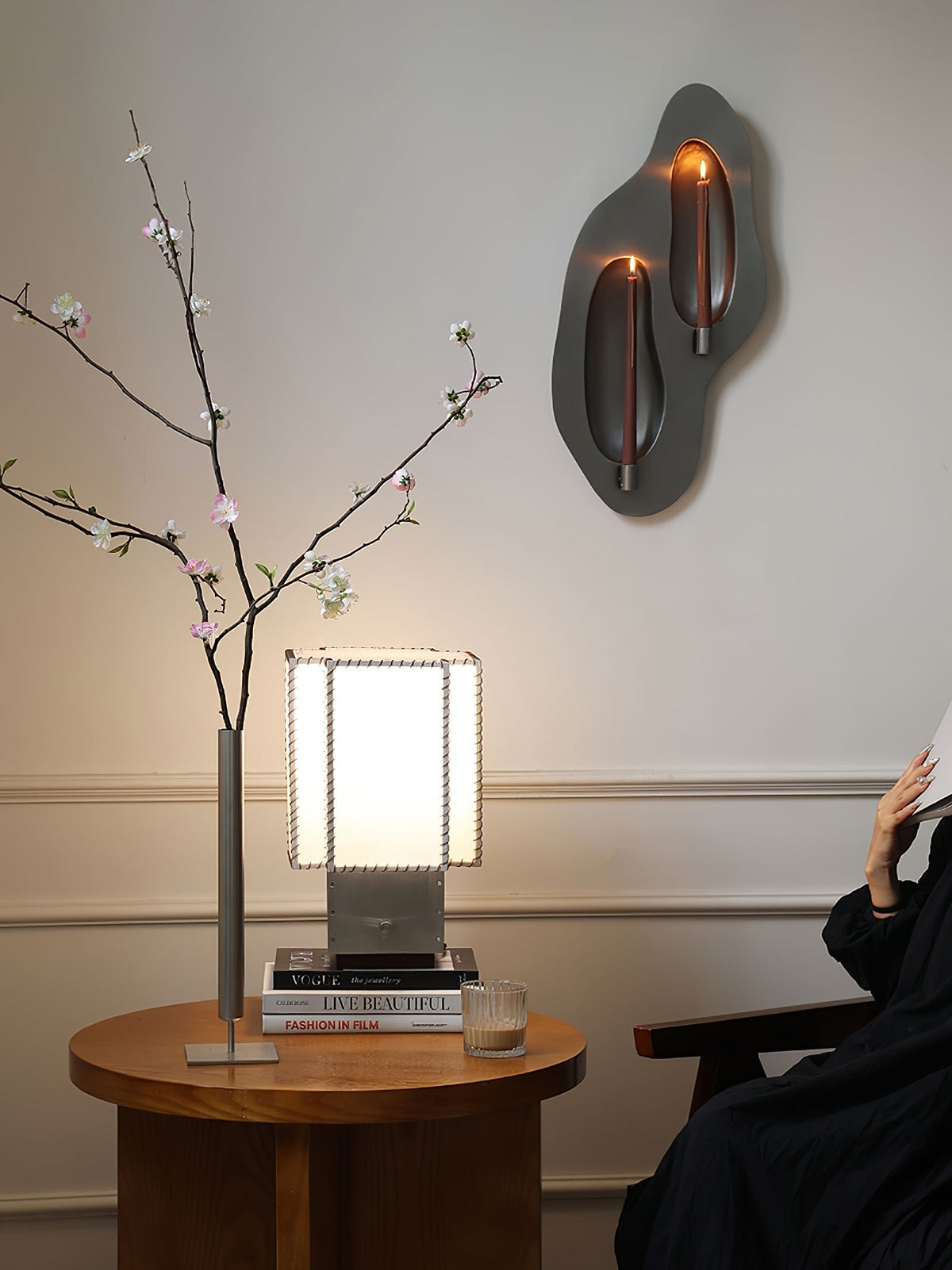 Selinora Modern Table Lamp