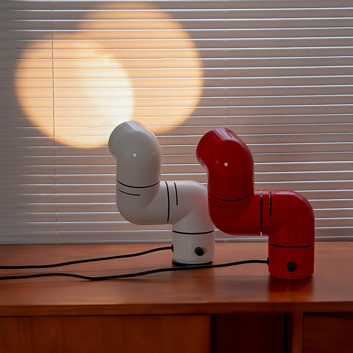 Liorain Resin Playful Table Lamp