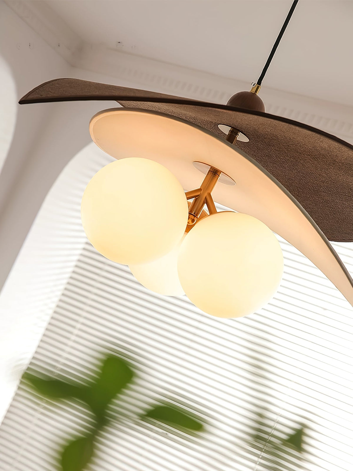 Svor Bloom Pendant Light