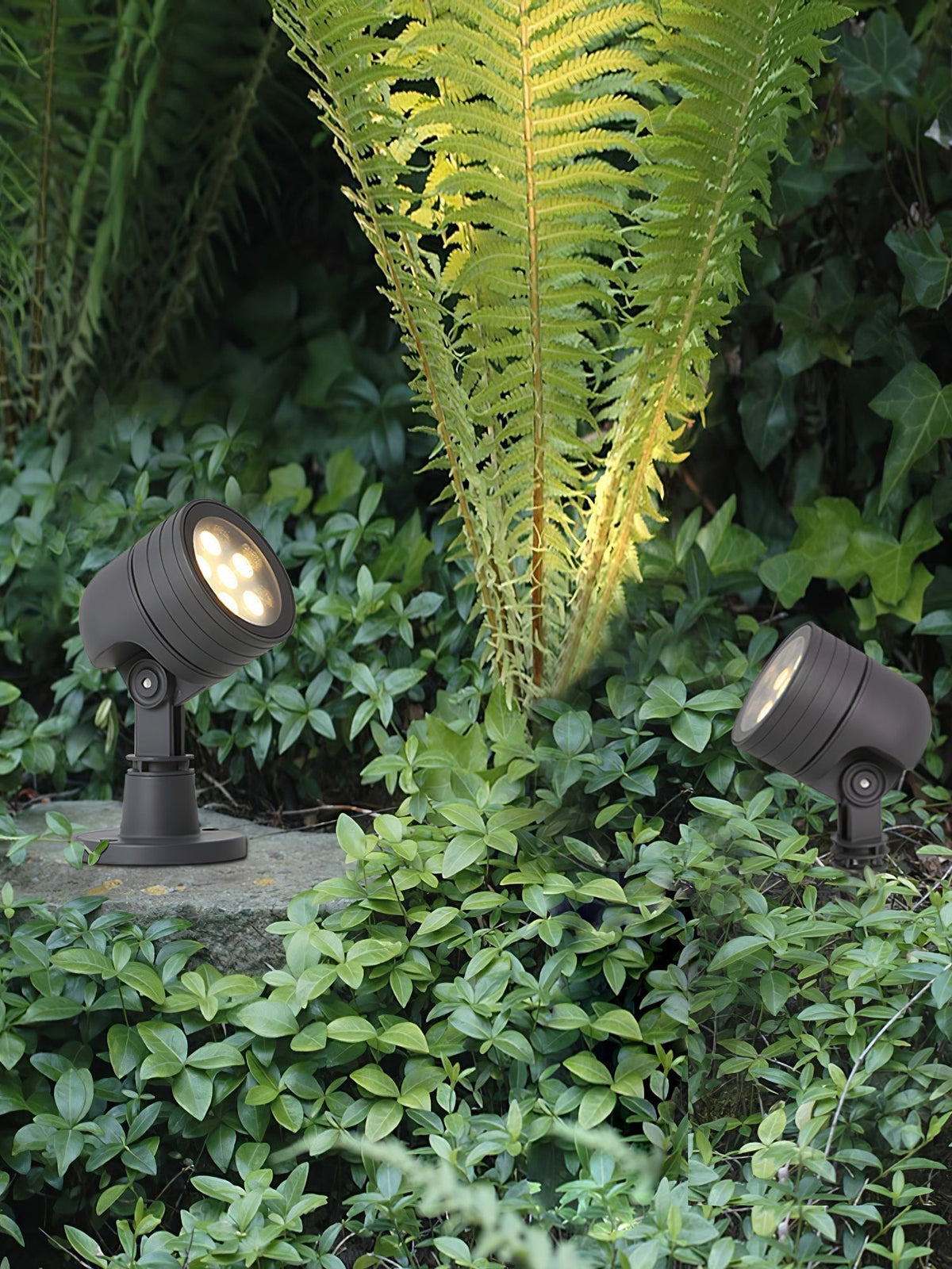 Fyld Focus Outdoor Spot Light