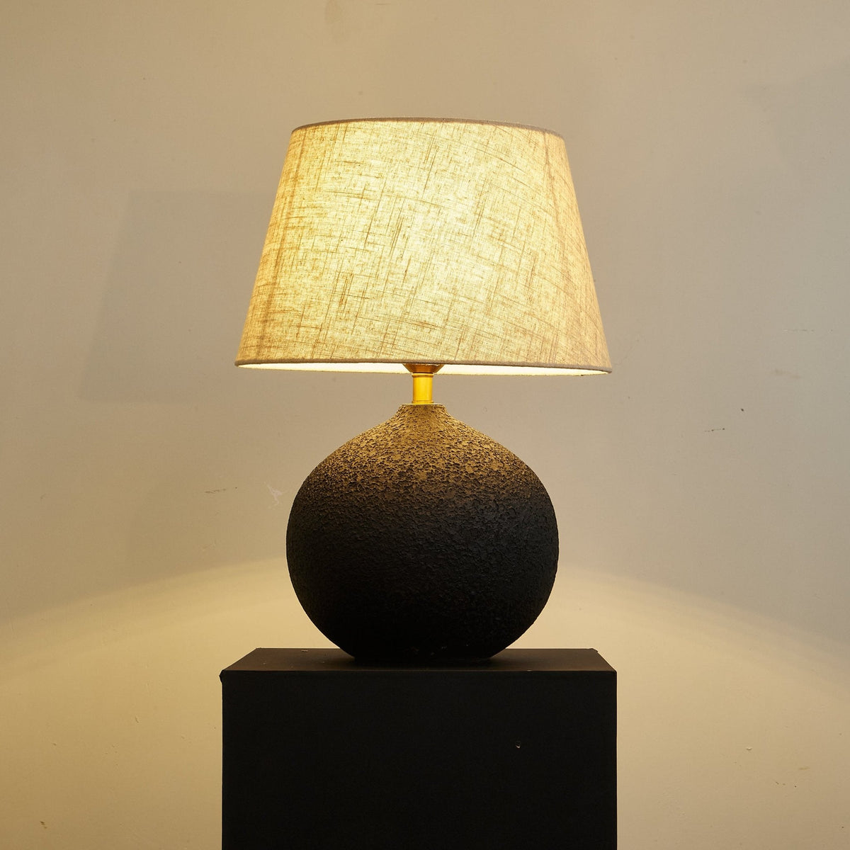 Serena Modern Table Lamp
