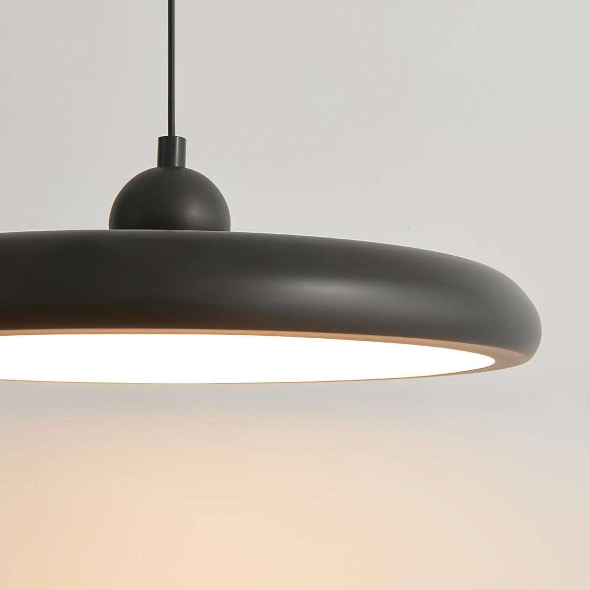 Wynric Brass Glam Pendant Lamp