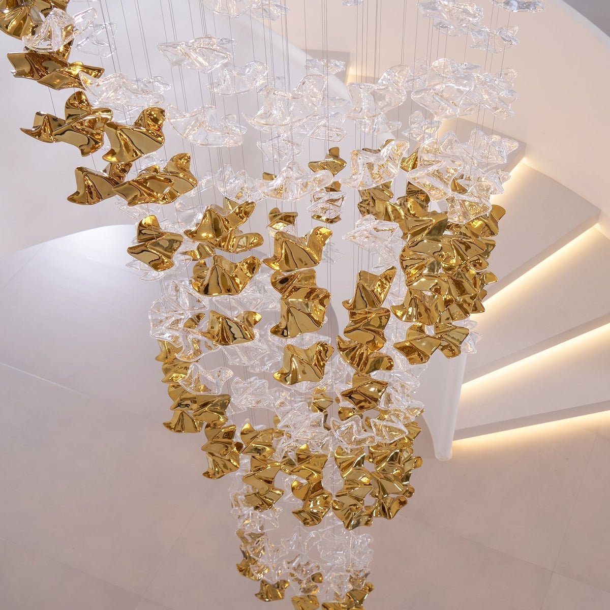 Lisk Luxury Brass Linear Chandelier