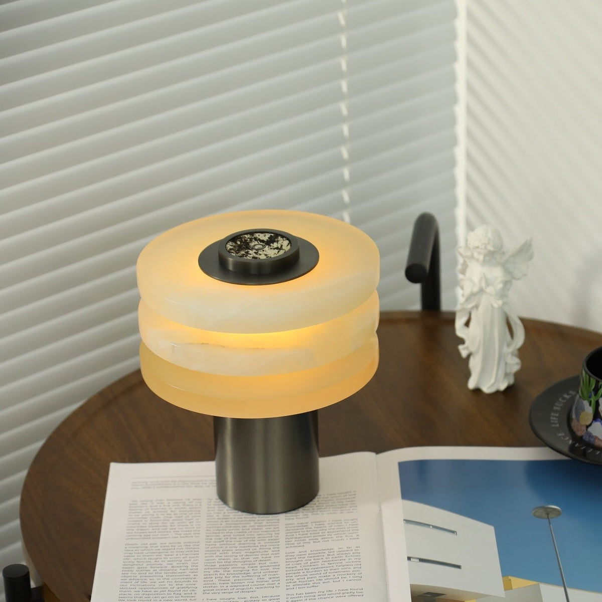 Pryt Obelisk Alabaster Table Lamp