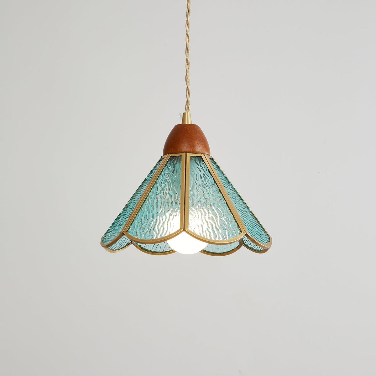 Ebjan Stained Glass Pendant Light