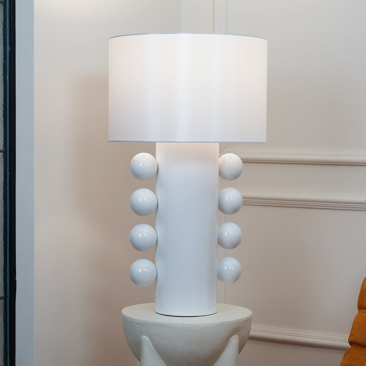 Nixu Fabric Whimsical Table Lamp