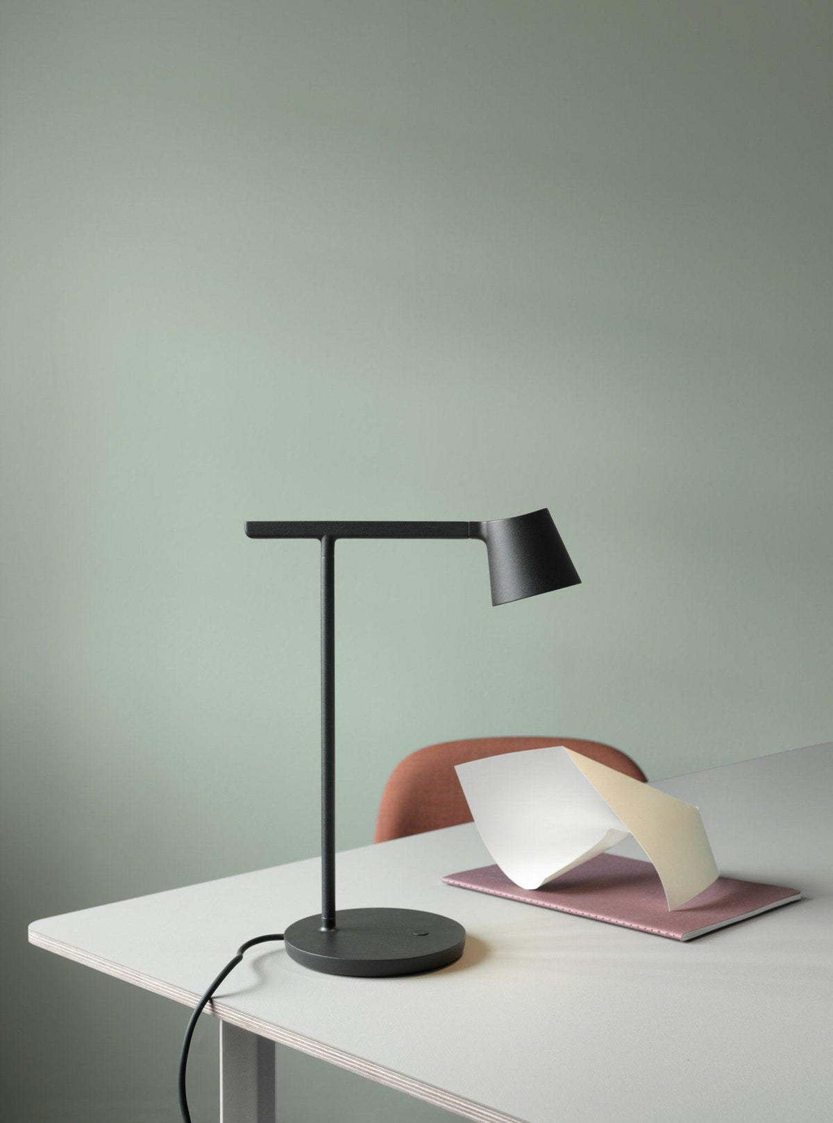 Caelthorne Core Table Lamp