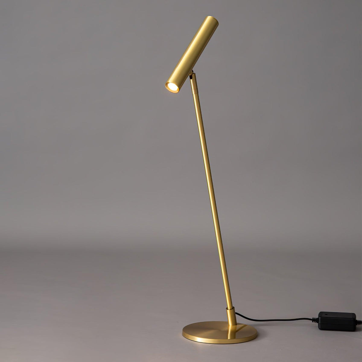 Anor Minimalist Table Lamp