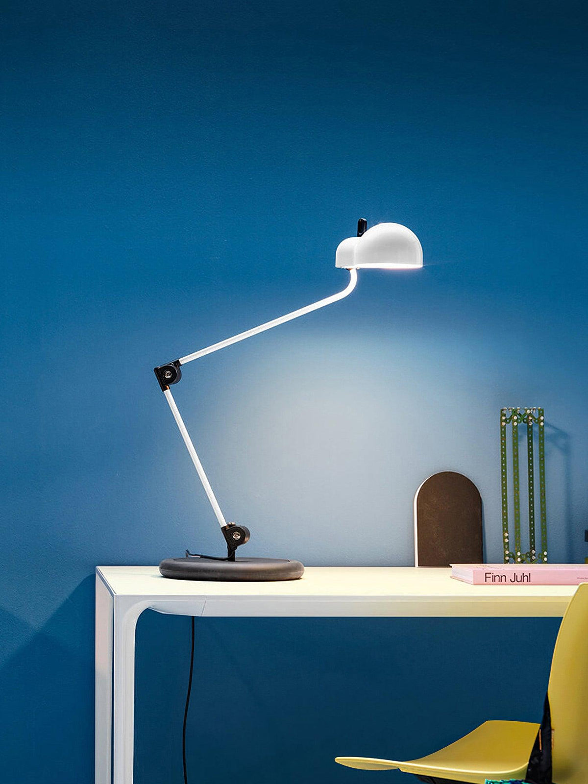 Flaren Steel Classic Table Lamp