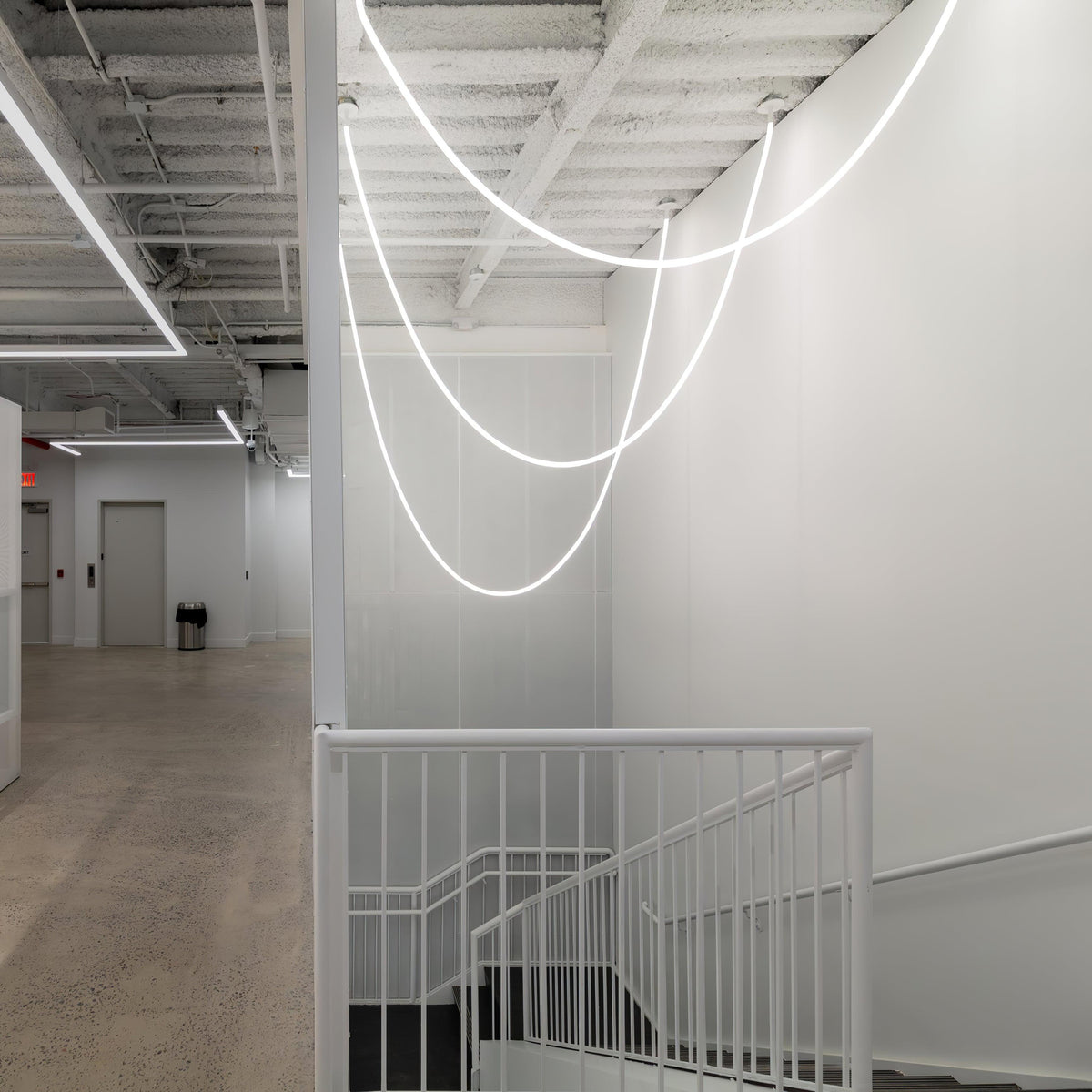 Fenris Pendant Lamp Flexible Curve Silicone Brass