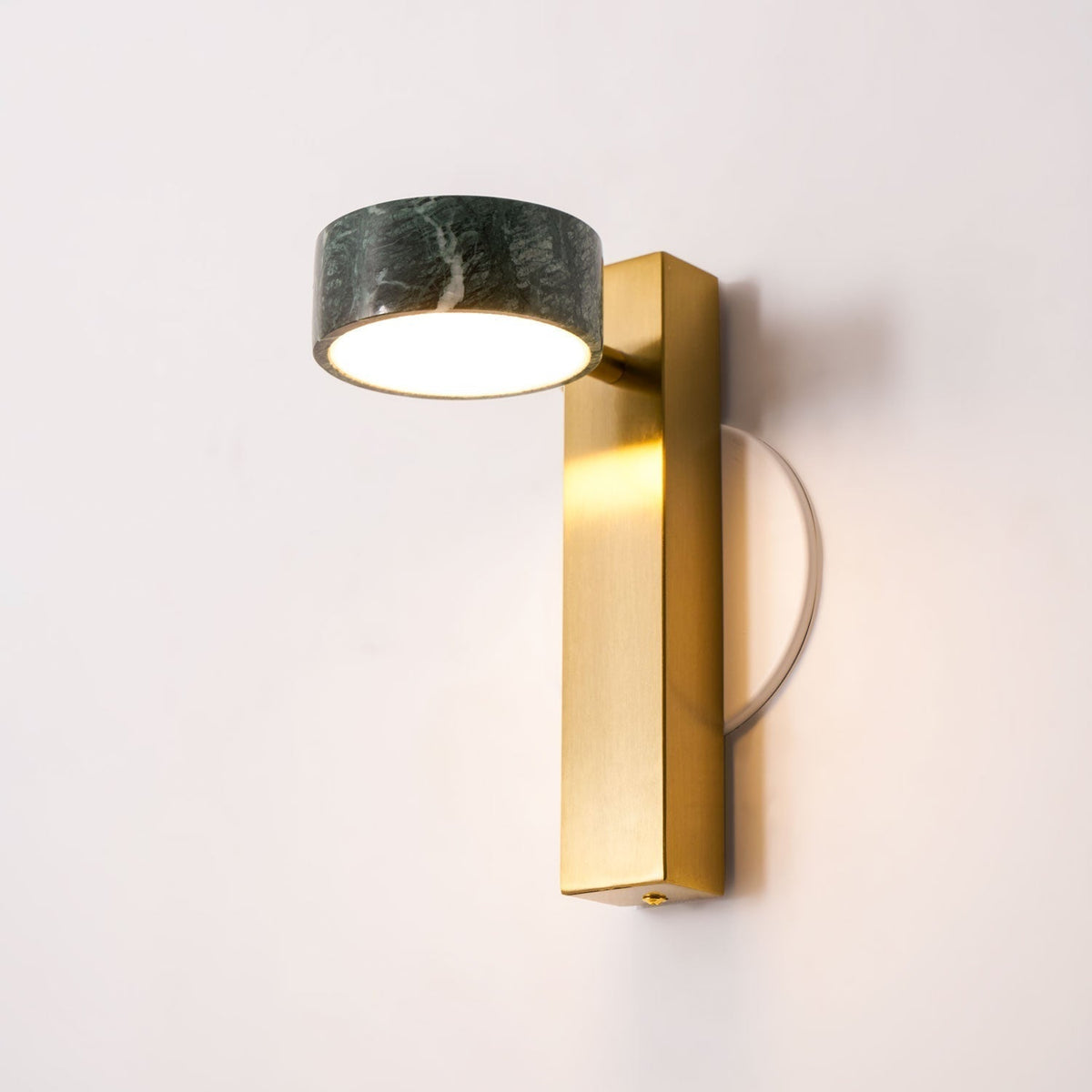 Seliseria Modern Wall Lamp