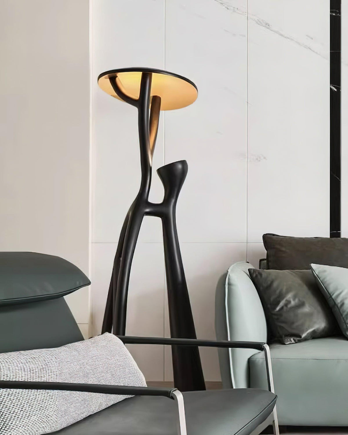 Seluia Gothic Tree Sculpture Floor Lamp