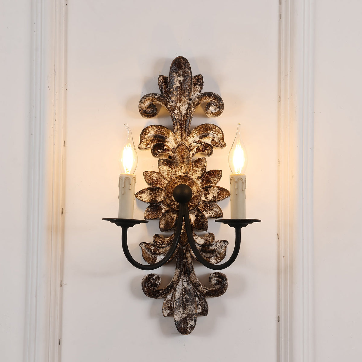 Vadora Postmodern Luxury Sconce Wall Lamp